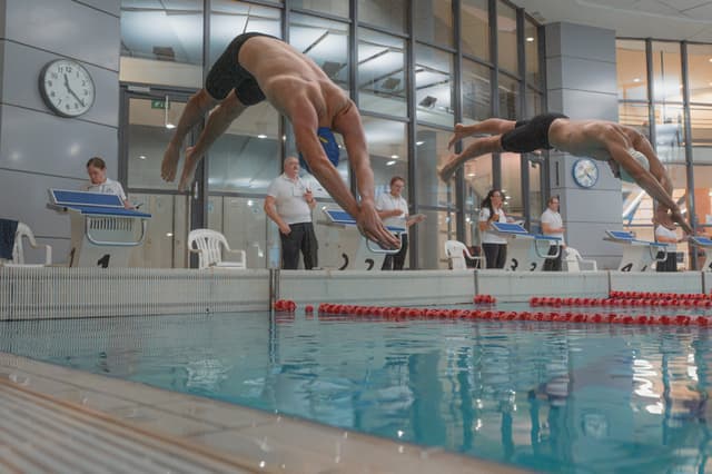 1764678324059-ab91227a-f275-4075-87e6-c74471d26c3d